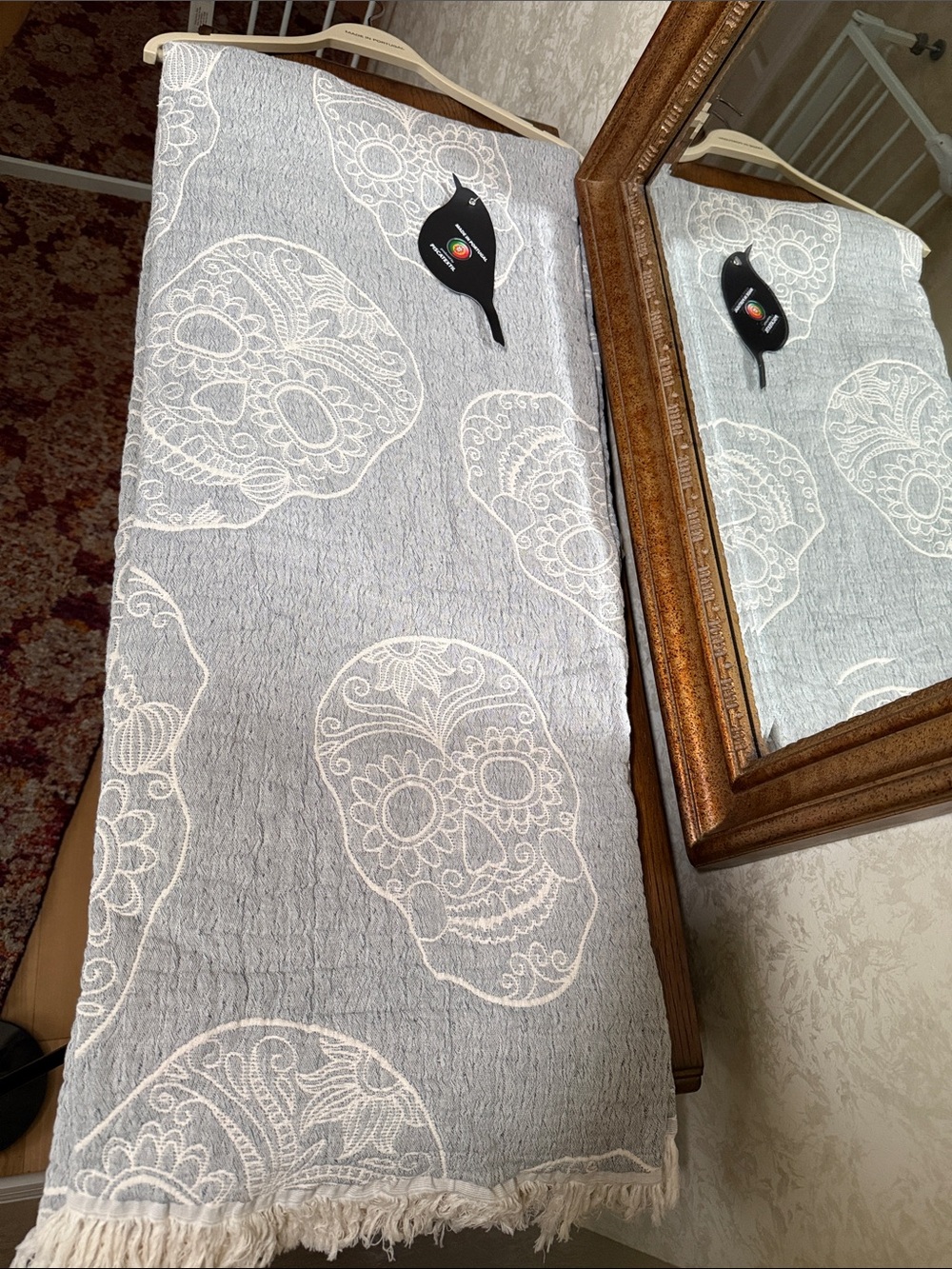 Piscatextil Portugal Matelasse Throw w/Grey Skull Pattern & fringe. 50” x 70”.